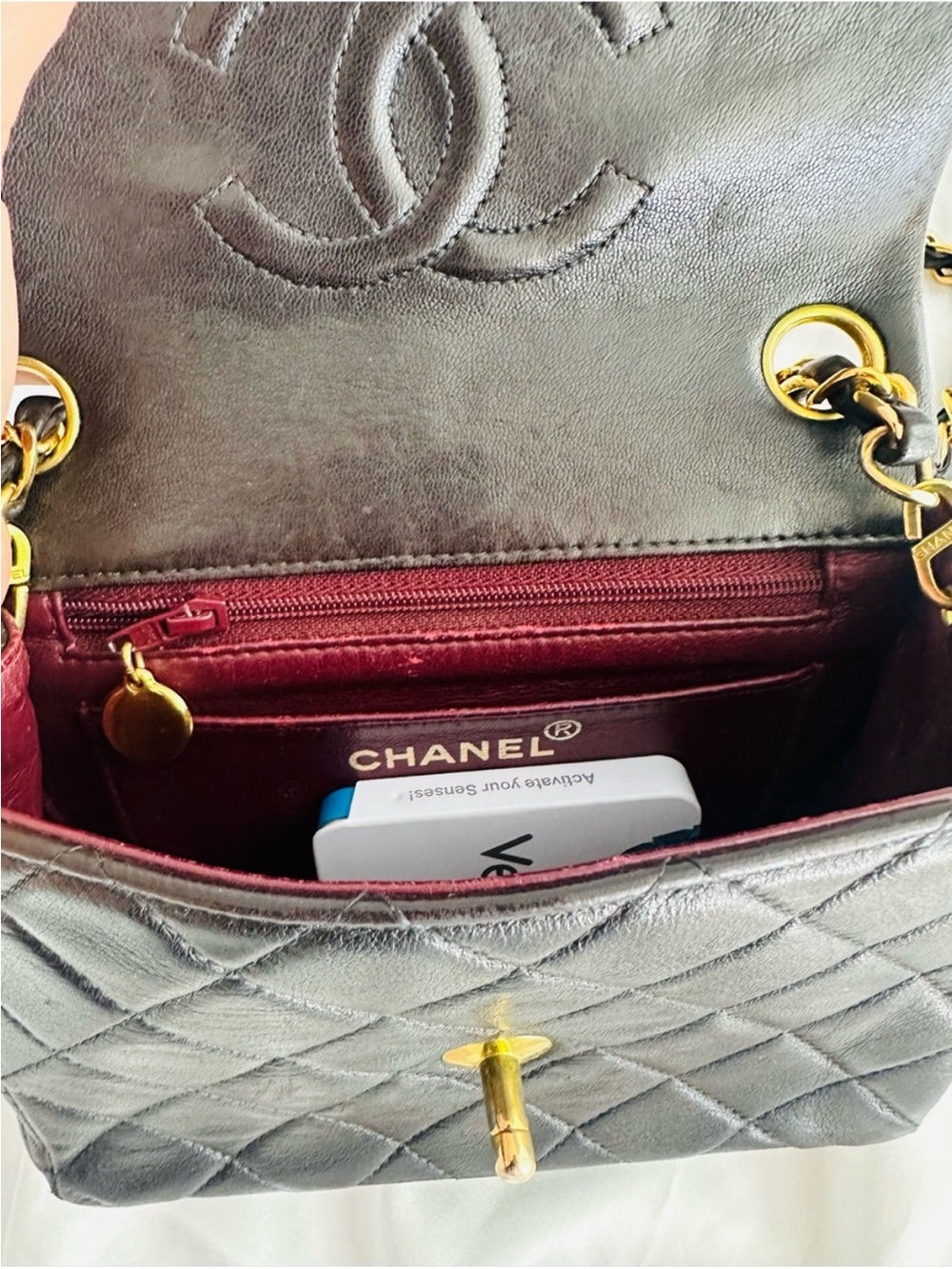 CHANEL Black Quilted Leather Crossbody Bag with Gold Hardware - Picture 8 of 14